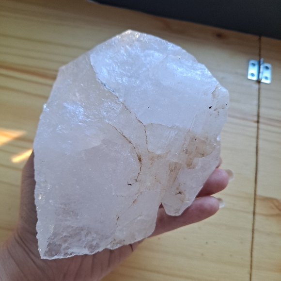 Large Clear Quartz Crystal Point Free Standing Crystal - Picture 4 of 10